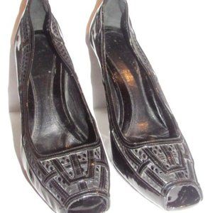 Fendi Glossy Black W Woven Mesh Trim Accent Pumps